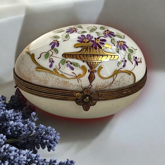 Authentic Limoges Trinket Box Engagement Ring Box Pillbox